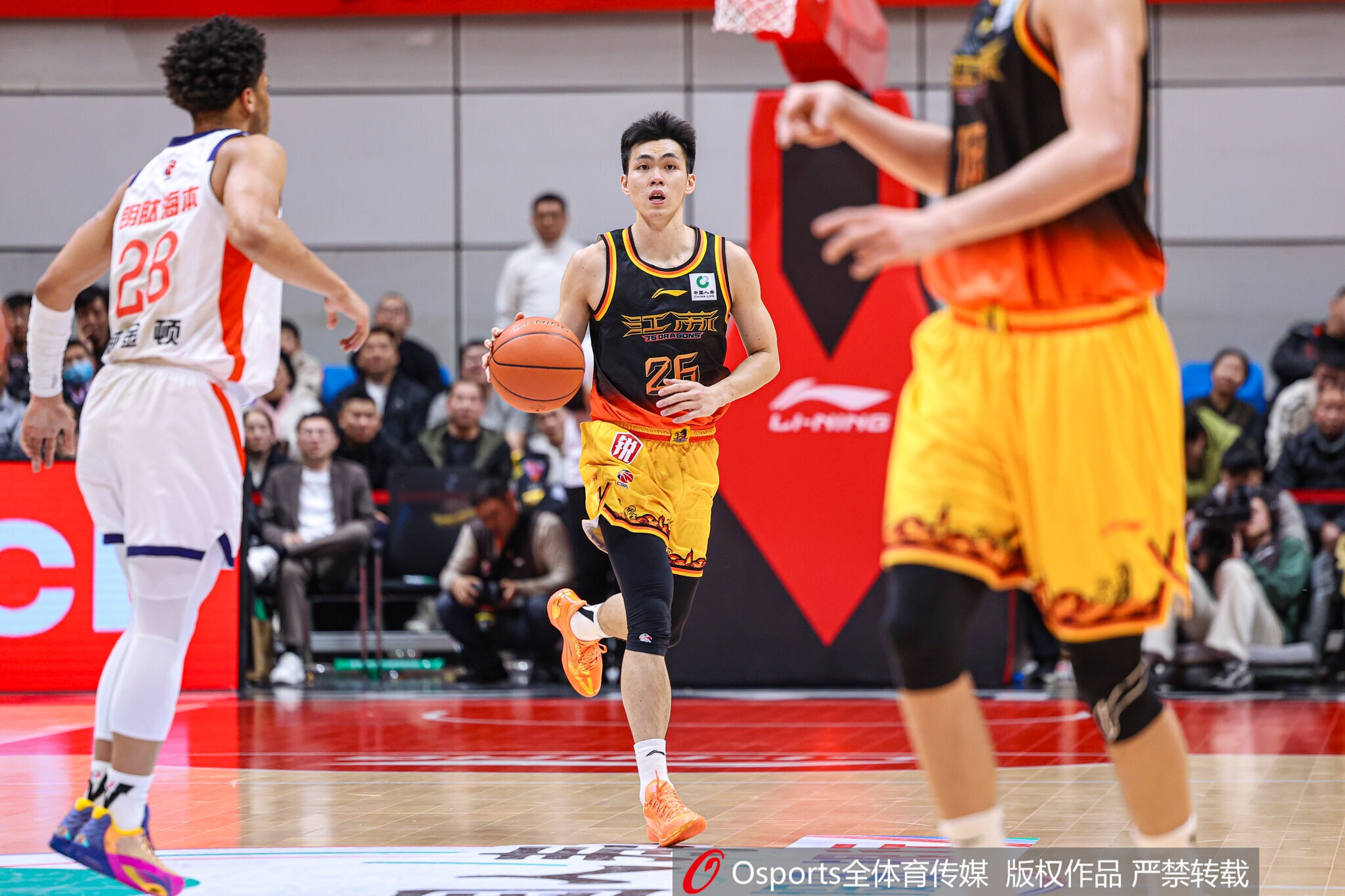 开云体育平台在线-媒体人谈庞峥麟：顶级控卫！CBA欧文！他拿着ETC随意穿梭山东高速